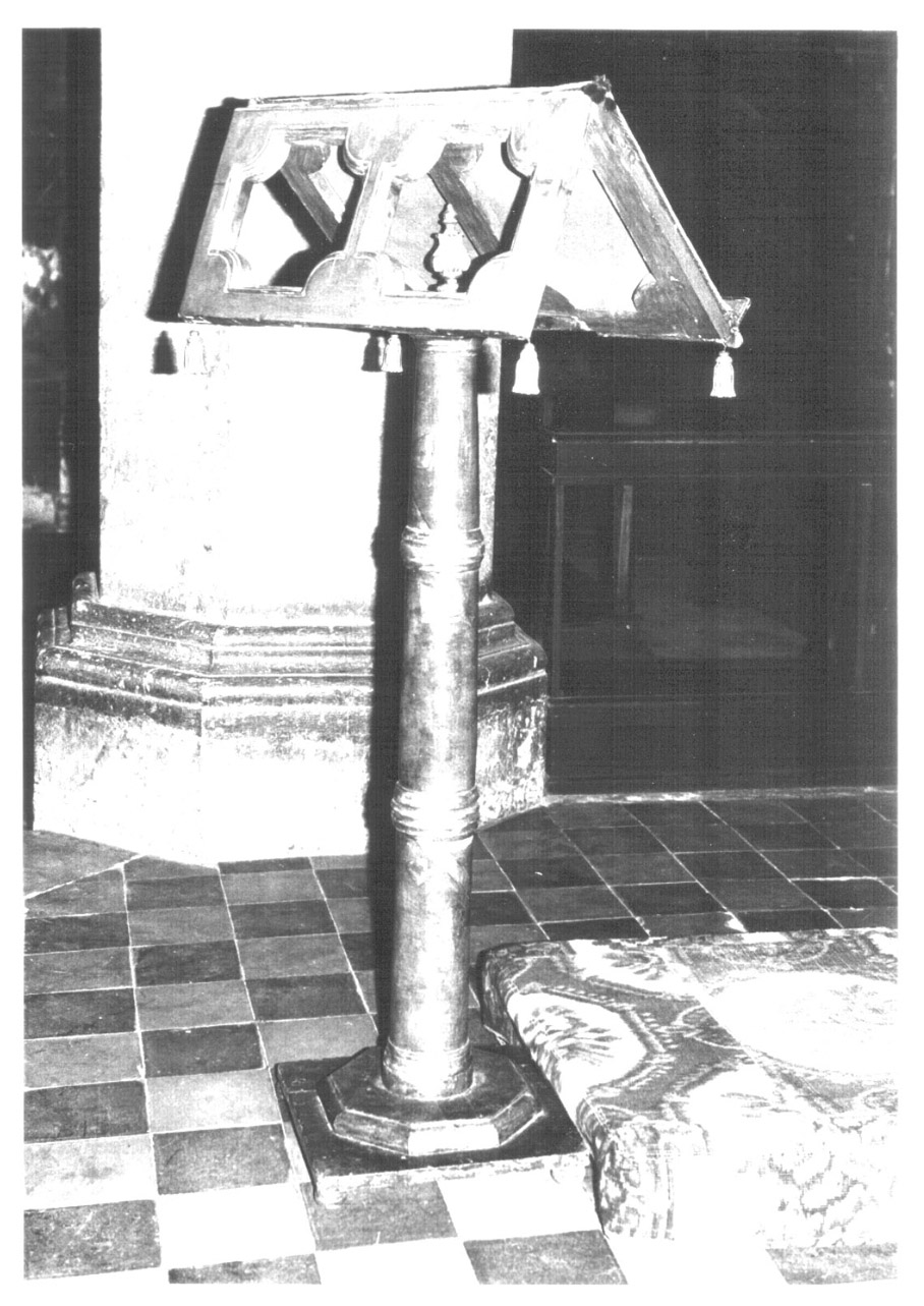 leggio a fusto, opera isolata - bottega Italia centrale (prima metà sec. XIX)