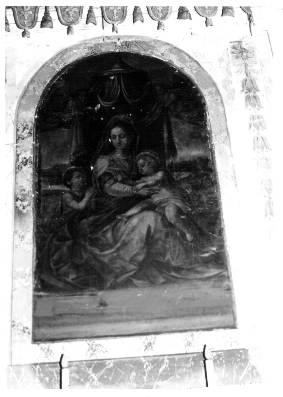 Madonna con Bambino e San Giovannino (dipinto, opera isolata) di Alfani Orazio di Domenico (attribuito) (seconda metà sec. XVI)