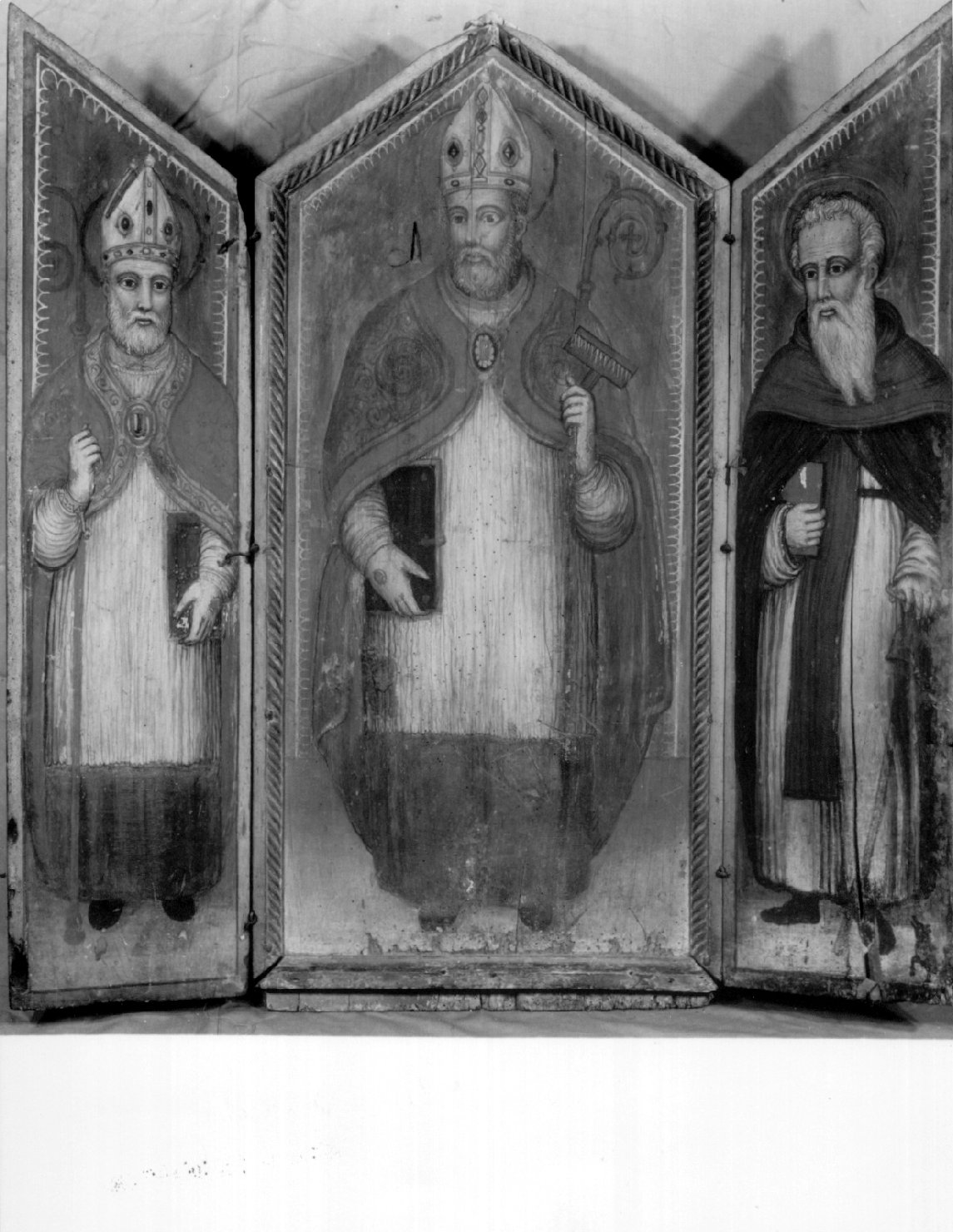 San Biagio tra Sant'Agostino e Sant'Antonio abate (trittico, opera isolata) - ambito umbro (seconda metà sec. XVI)