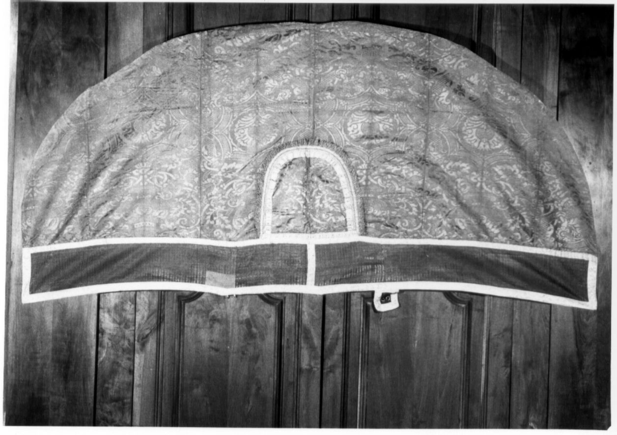 piviale, opera isolata - manifattura Italia centrale (seconda metà sec. XVI)