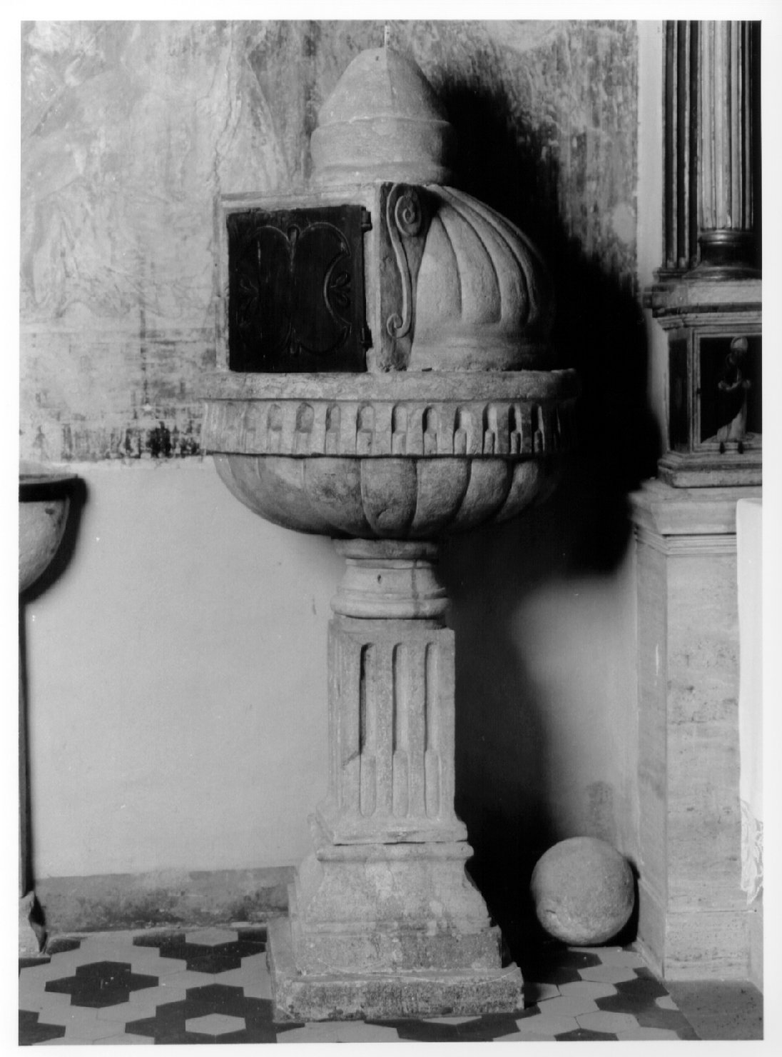 fonte battesimale, insieme - bottega umbra (seconda metà sec. XVI)