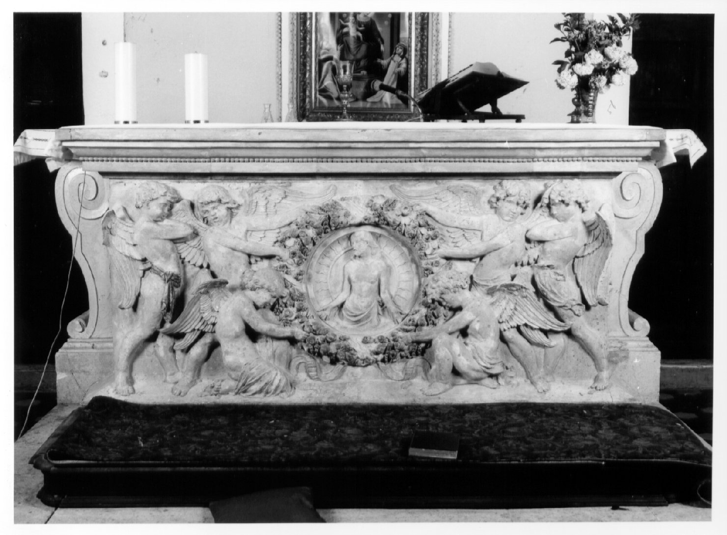 Cristo risorto (paliotto, opera isolata) - bottega umbra (fine/inizio secc. XIX/ XX)