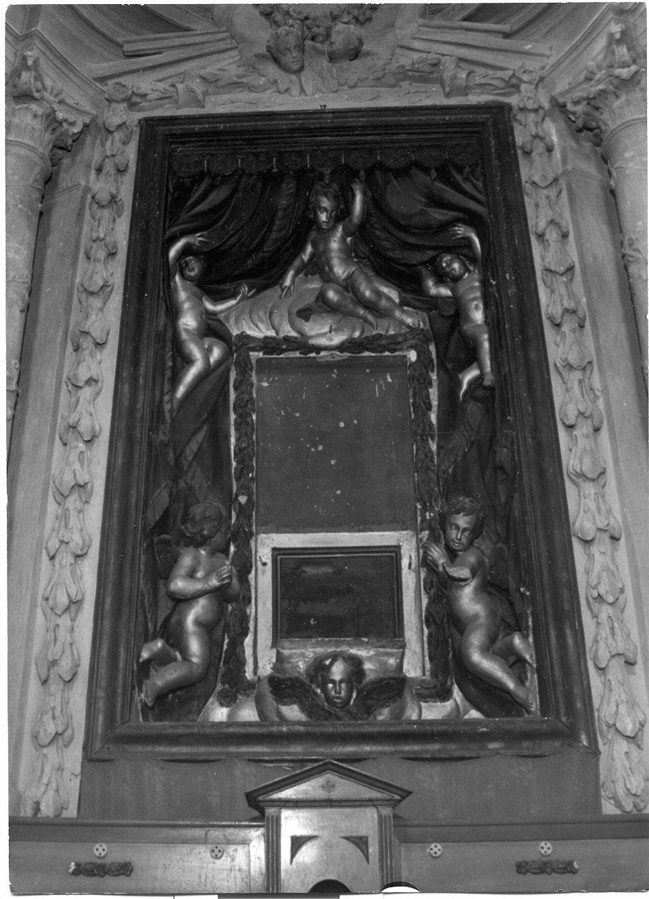 angeli e cherubini (cornice, insieme) - bottega Italia centrale (inizio sec. XVIII)