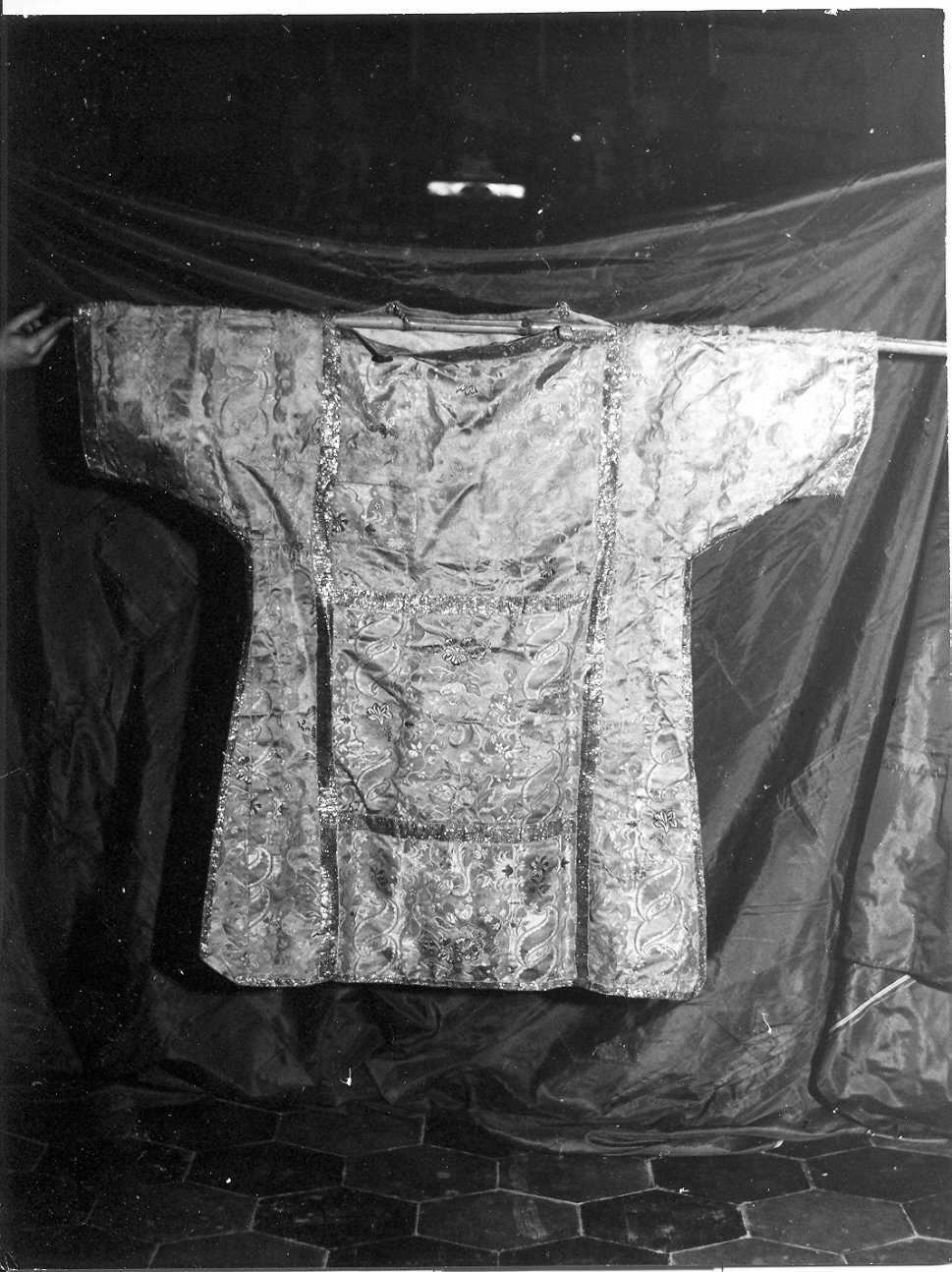 tunicella, opera isolata - manifattura Italia centrale (sec. XVIII)