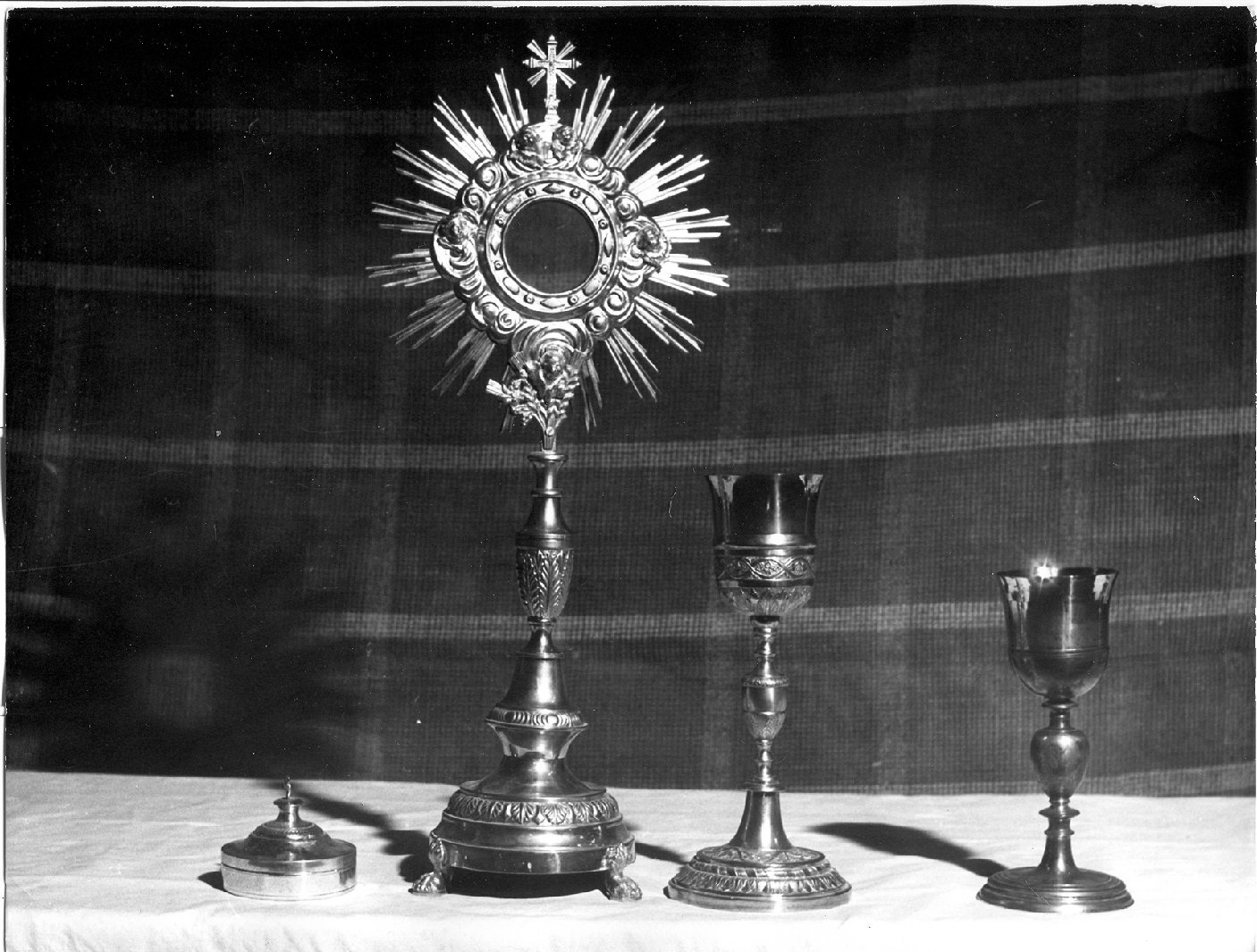 ostensorio - a raggiera, elemento d'insieme - bottega Italia centrale (sec. XVIII)