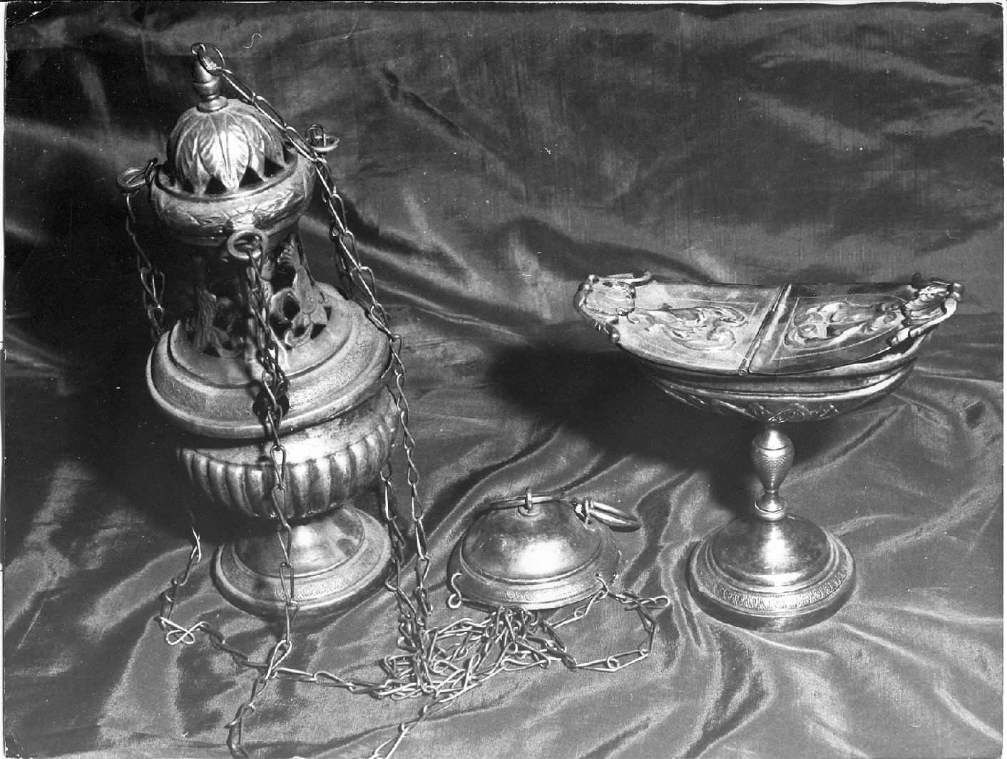 navicella portaincenso - a lucerna, elemento d'insieme - bottega Italia centrale (sec. XIX)