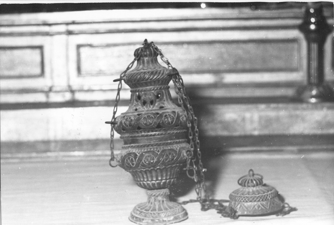 turibolo - a corpo sferico, opera isolata - bottega Italia centrale (sec. XVIII)