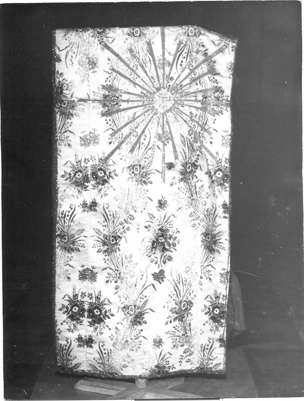 velo omerale, opera isolata - manifattura Italia centrale (sec. XVIII)