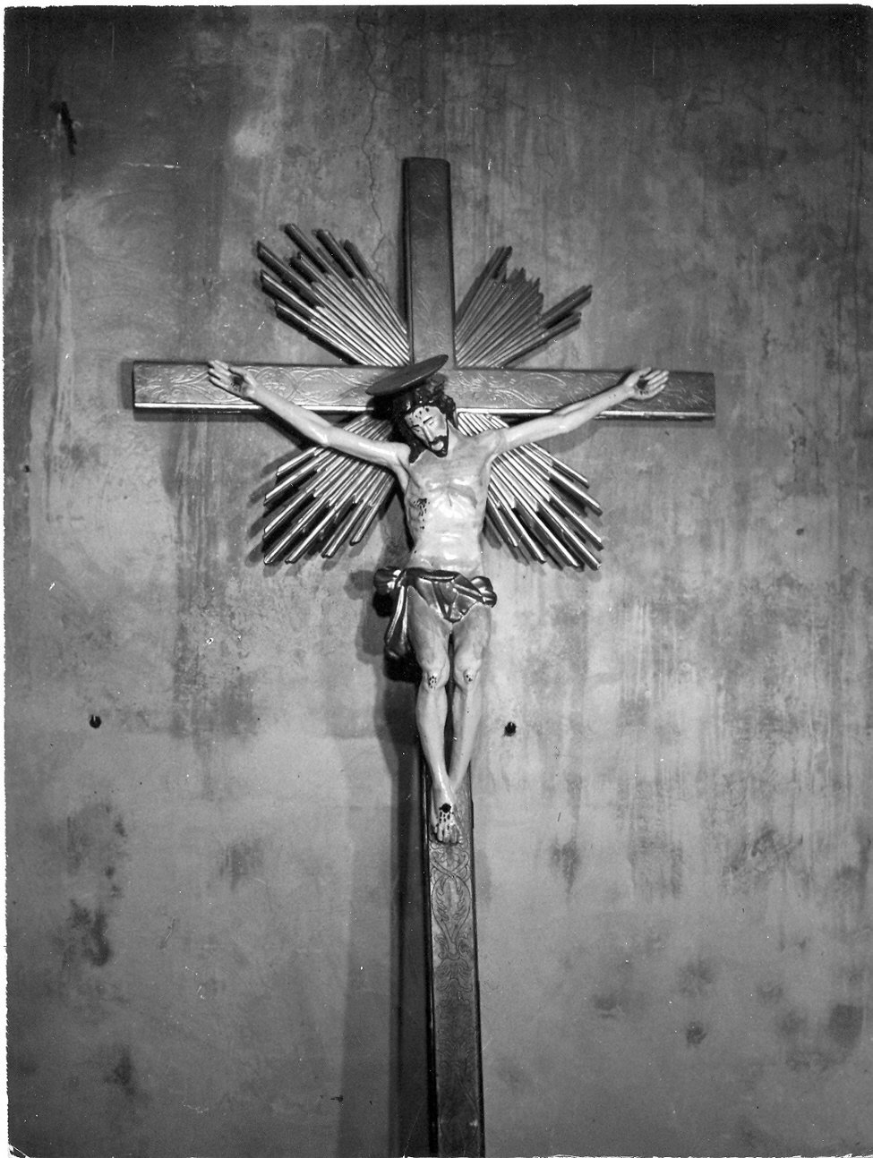 crocifisso, elemento d'insieme - bottega Italia centrale (sec. XVII)