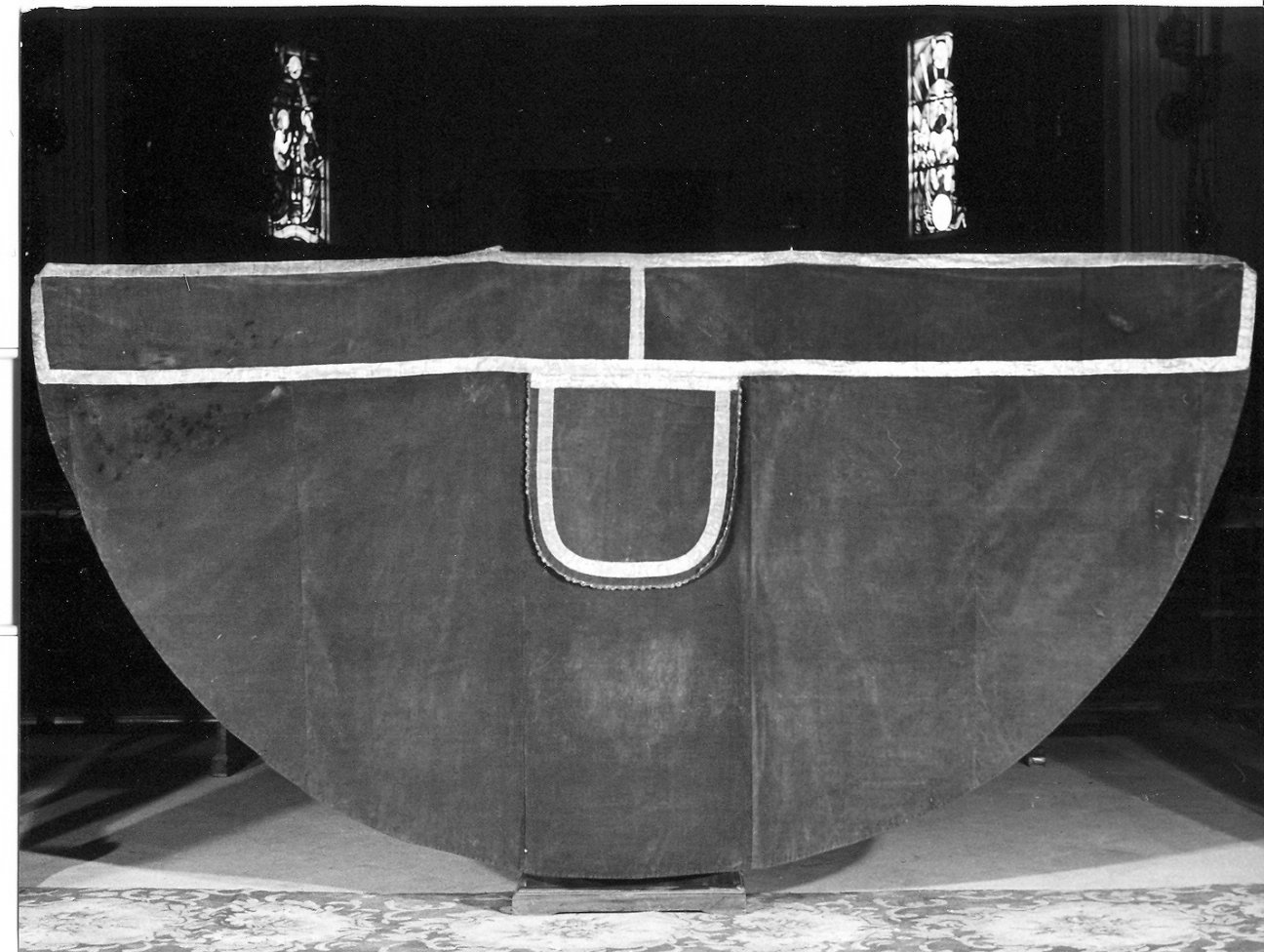 piviale, opera isolata - manifattura Italia centrale (sec. XIX)