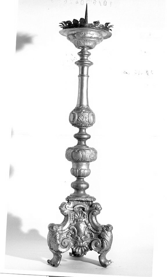 candeliere, serie - bottega umbra (sec. XVIII)