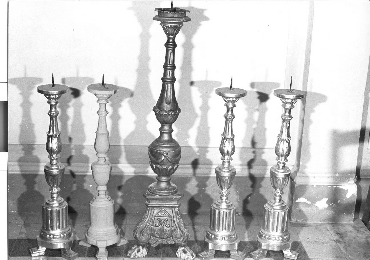 candeliere, serie - bottega umbra (sec. XVIII)