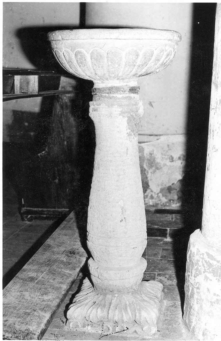 acquasantiera - a fusto, opera isolata - bottega Italia centrale (sec. XVII)