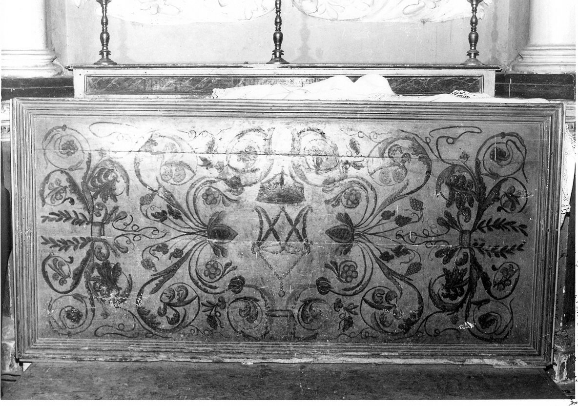 paliotto, elemento d'insieme - bottega umbra (sec. XVIII)