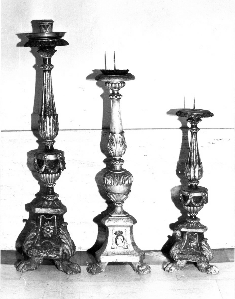 candeliere d'altare, serie - bottega umbra (sec. XVIII)