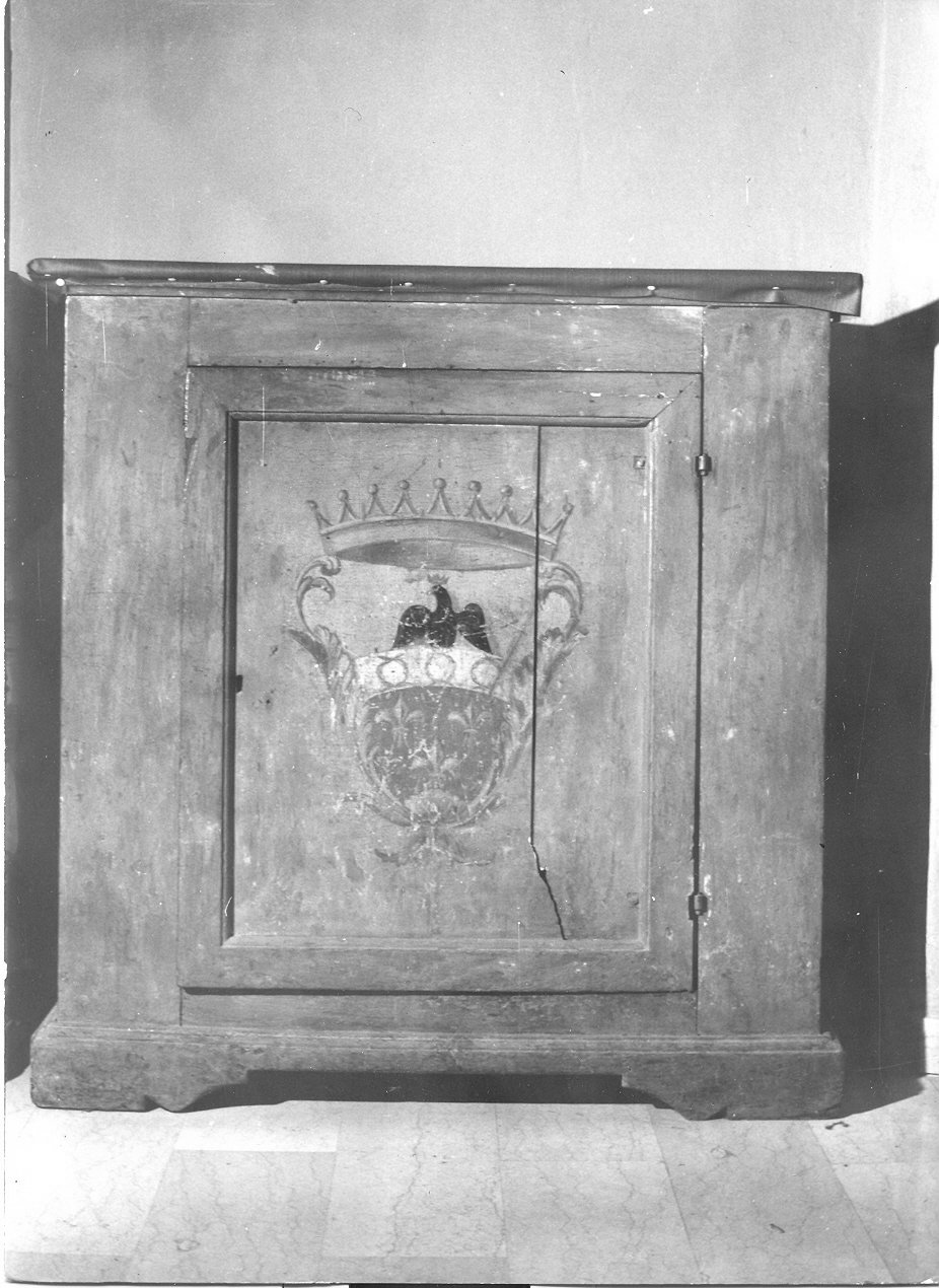 credenzina, opera isolata - bottega umbra (sec. XVIII)