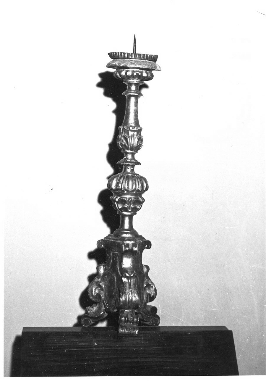 candeliere, serie - bottega umbra (sec. XVIII)