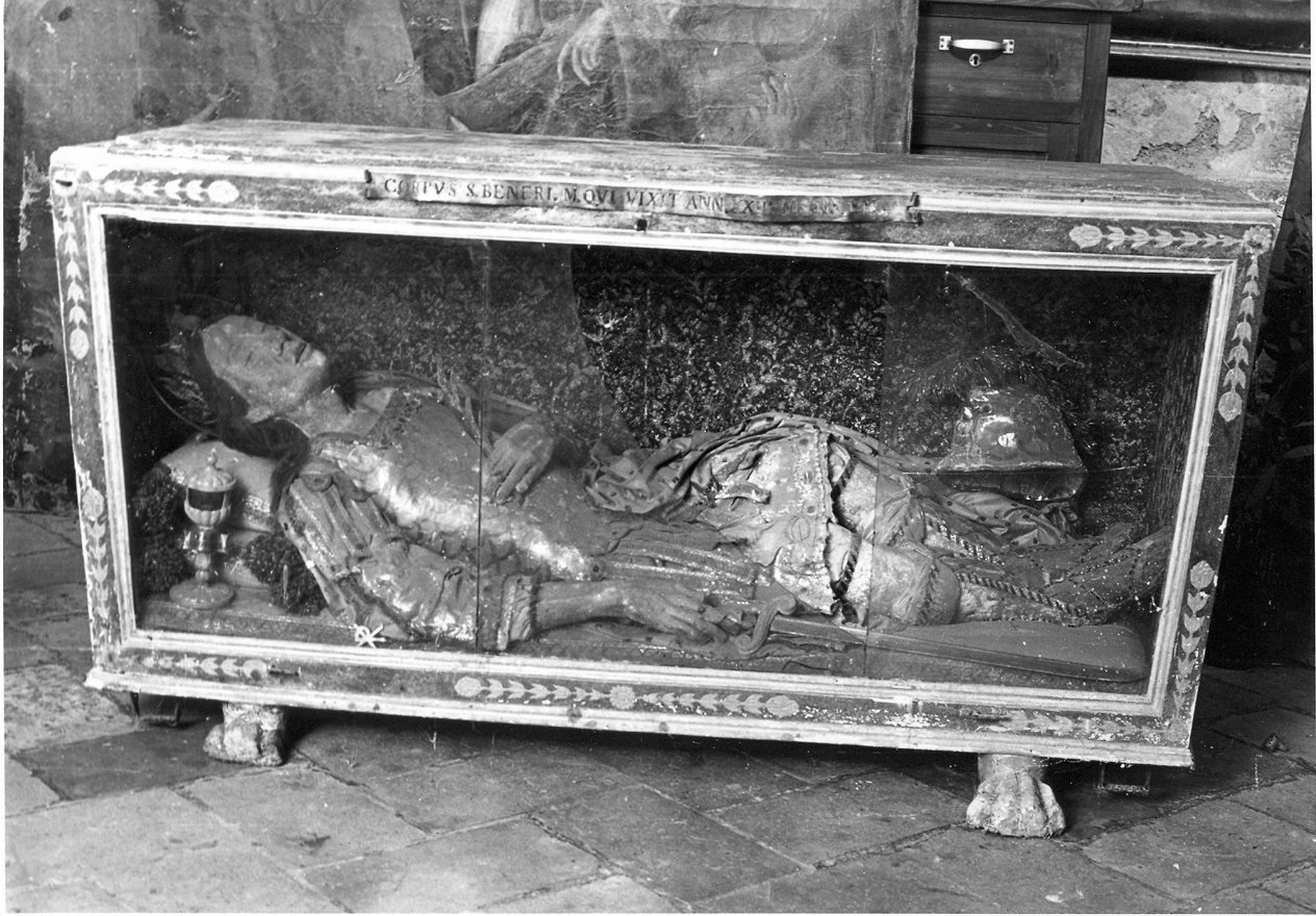 reliquiario a teca - a cassa, opera isolata - bottega umbra (fine/inizio secc. XVIII/ XIX)