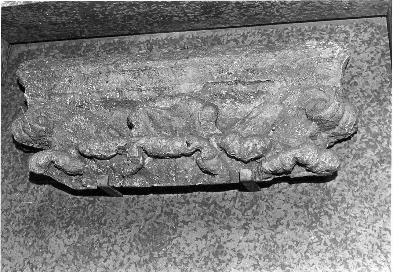 capitello, opera isolata - bottega italiana (sec. XX)