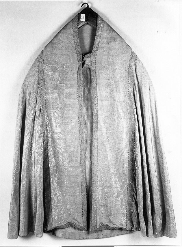 piviale, opera isolata - manifattura umbra (metà sec. XIX)