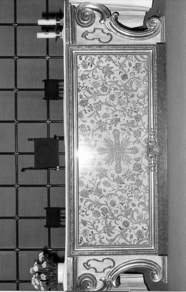 paliotto, elemento d'insieme - bottega umbra, manifattura Italia centrale (sec. XVIII)