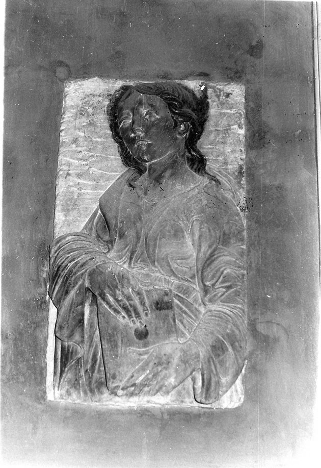 scultura, frammento di Agostino di Duccio (attribuito) (sec. XV)