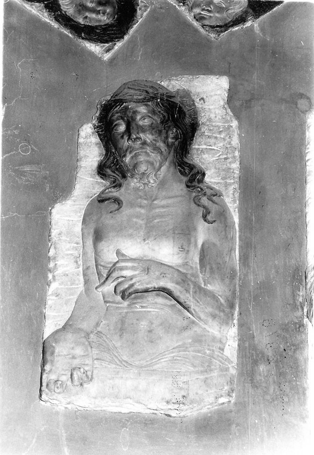 scultura, frammento di Agostino di Duccio (attribuito) (sec. XV)