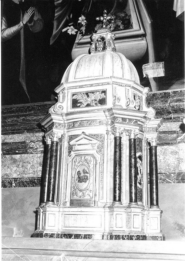 tabernacolo - a tempietto, opera isolata di Sozi Bino (attribuito) (sec. XVIII)