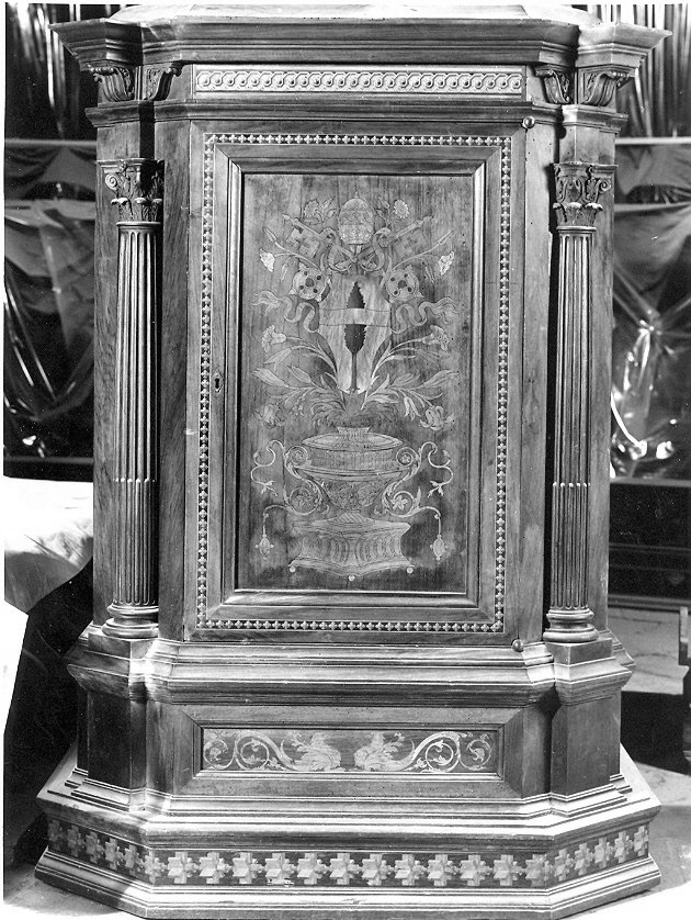 decorazione a intarsio, elemento d'insieme - bottega umbra (sec. XX)