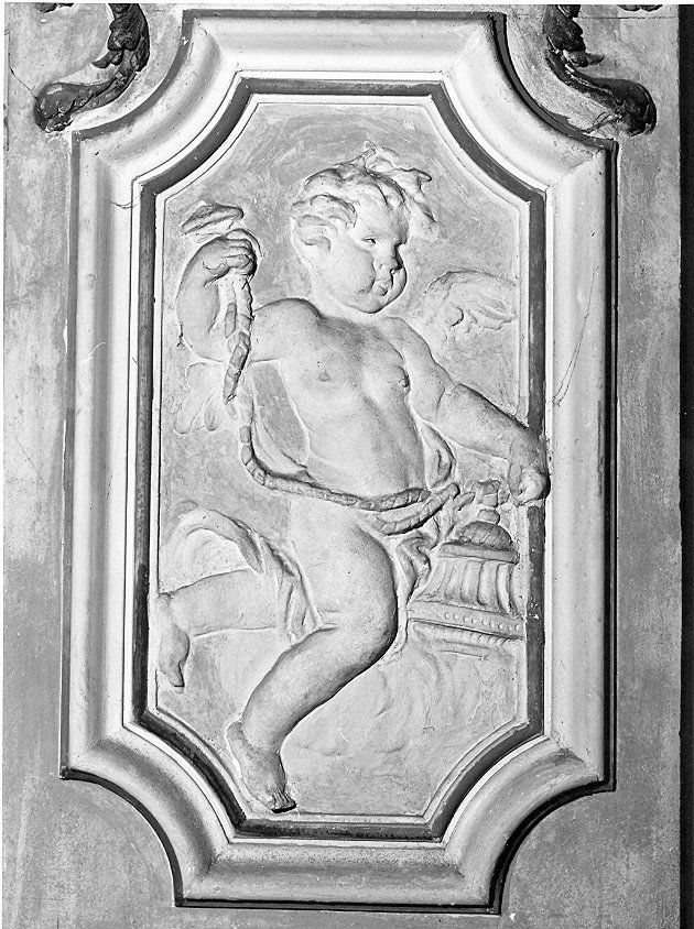 putto con turibolo, putto (rilievo, elemento d'insieme) di Regnaud Jean detto Giovanni di Sciampagna (attribuito) (sec. XVII)