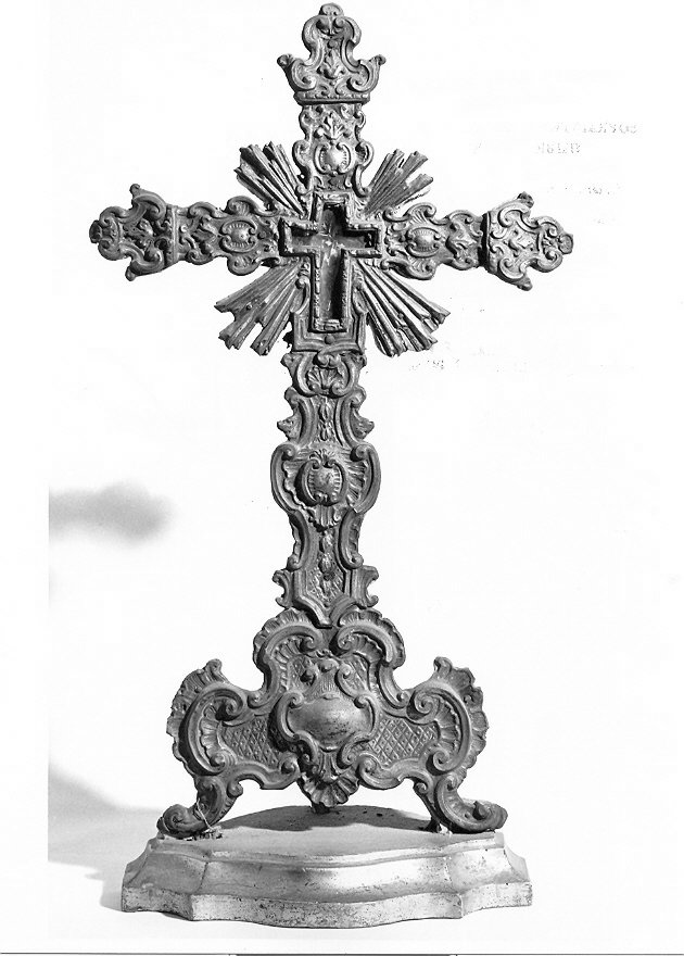 reliquiario - a croce, opera isolata - bottega Italia centrale (sec. XVIII)