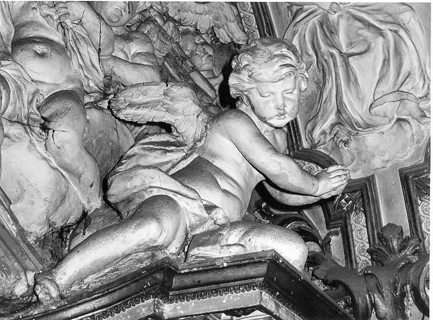 angelo (scultura, elemento d'insieme) di Regnaud Jean detto Giovanni di Sciampagna (attribuito) (sec. XVII)