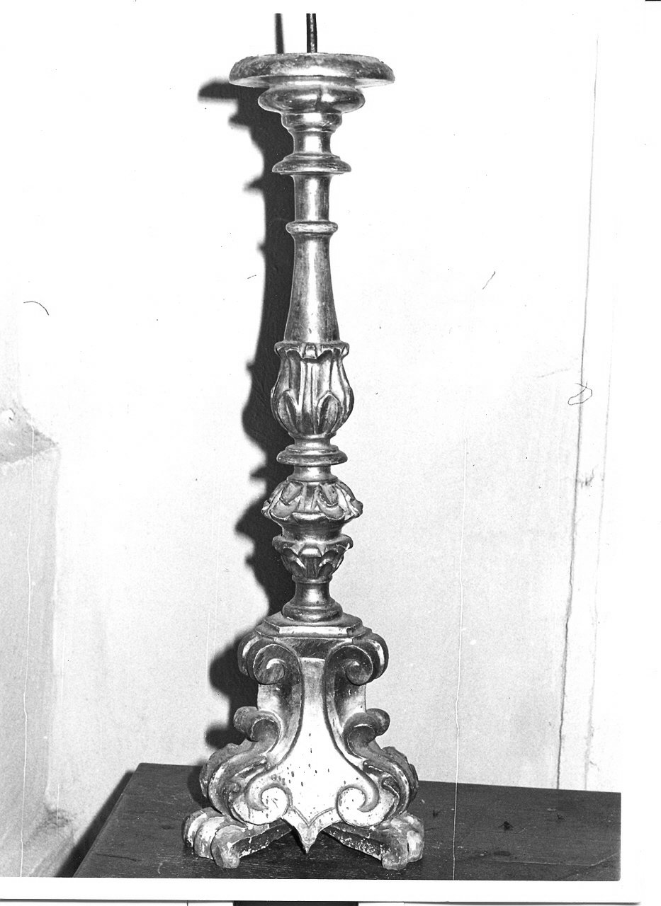 candeliere d'altare, opera isolata - bottega Italia centrale (sec. XVIII)