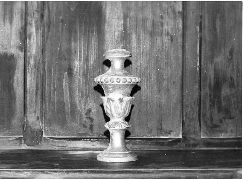 vaso d'altare per composizione floreale, serie - bottega Italia centrale (sec. XIX)