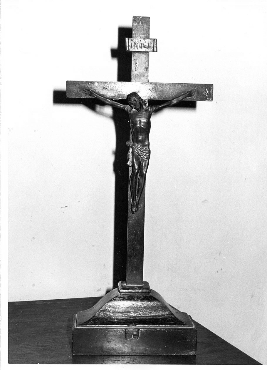 croce d'altare, opera isolata - bottega umbra (inizio sec. XIX)