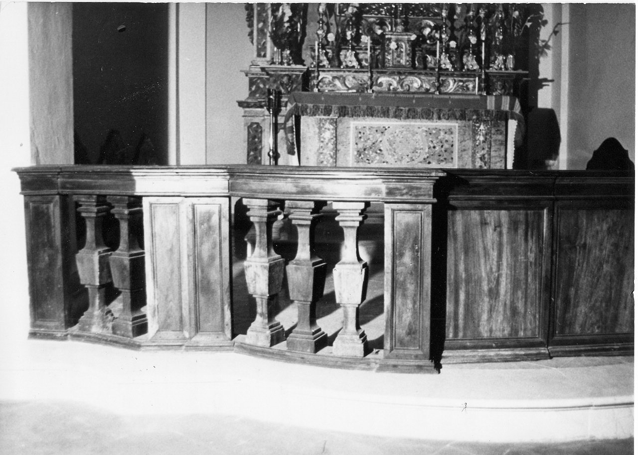 balaustrata di cappella, elemento d'insieme - bottega Italia centrale (inizio sec. XVII)