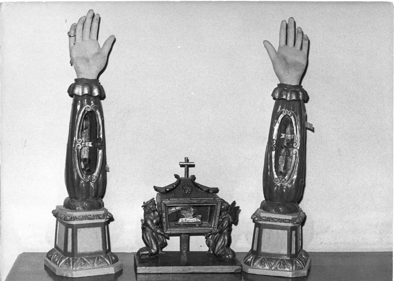 reliquiario antropomorfo - a braccio, opera isolata - bottega Italia centrale (sec. XVIII)