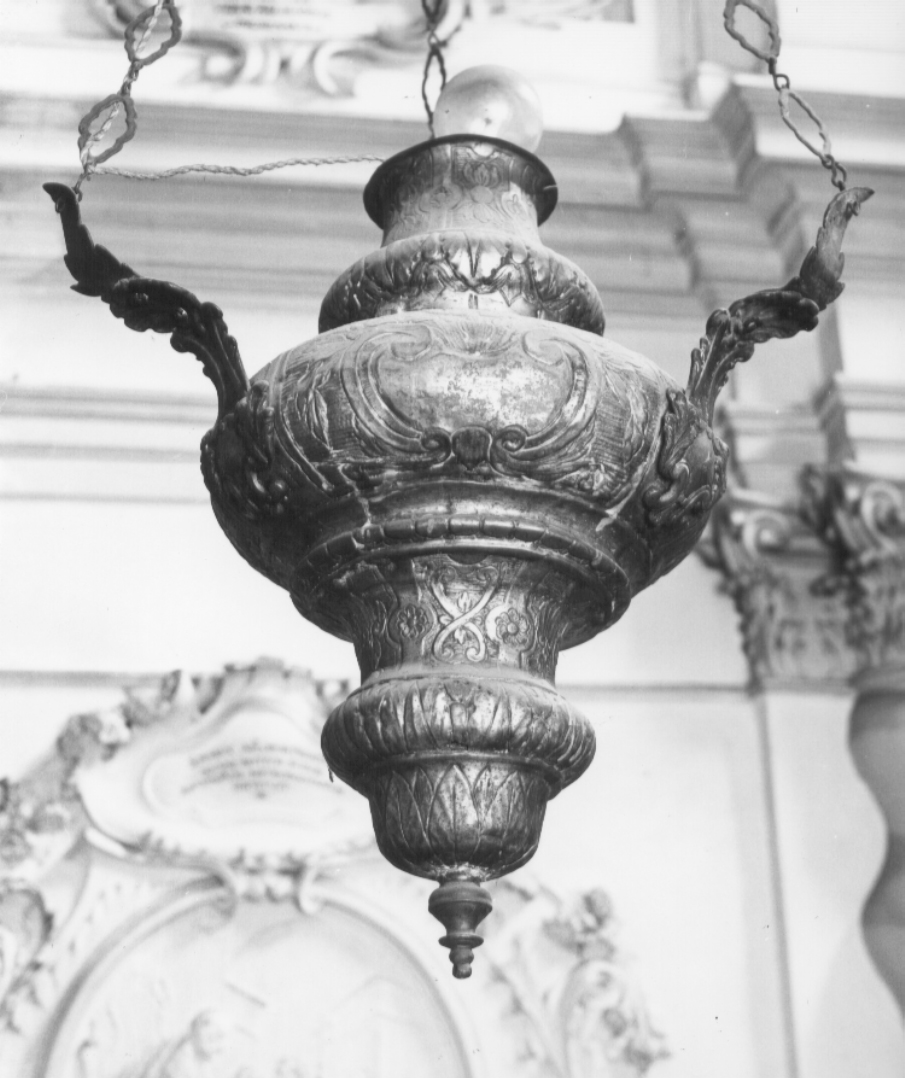lampada pensile, opera isolata - bottega Italia centrale (prima metà sec. XVIII)