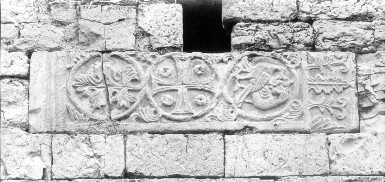 pilastrino, opera isolata - bottega umbra (sec. VI)