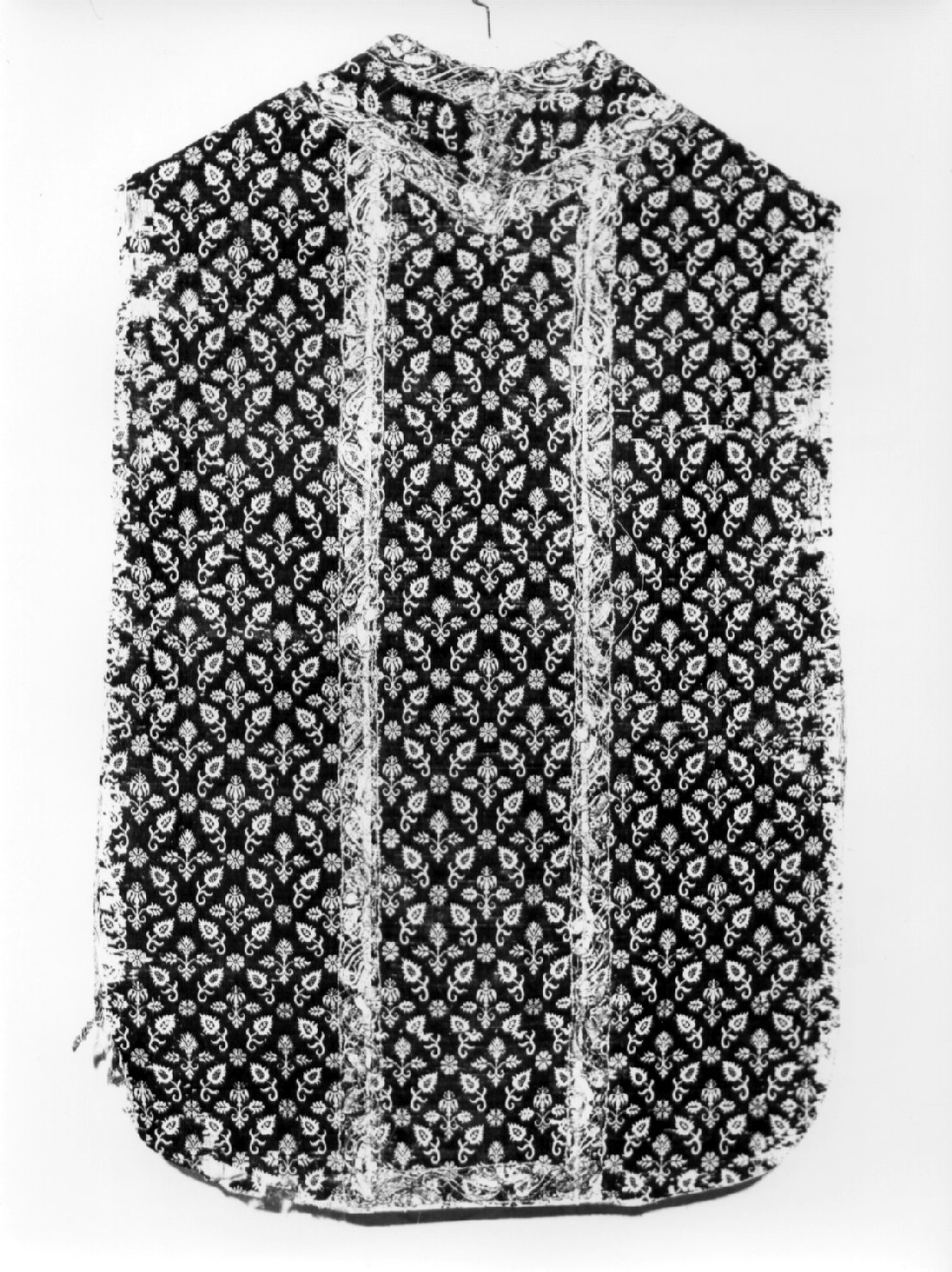 paramento liturgico, insieme - manifattura Italia centrale (inizio sec. XVII)