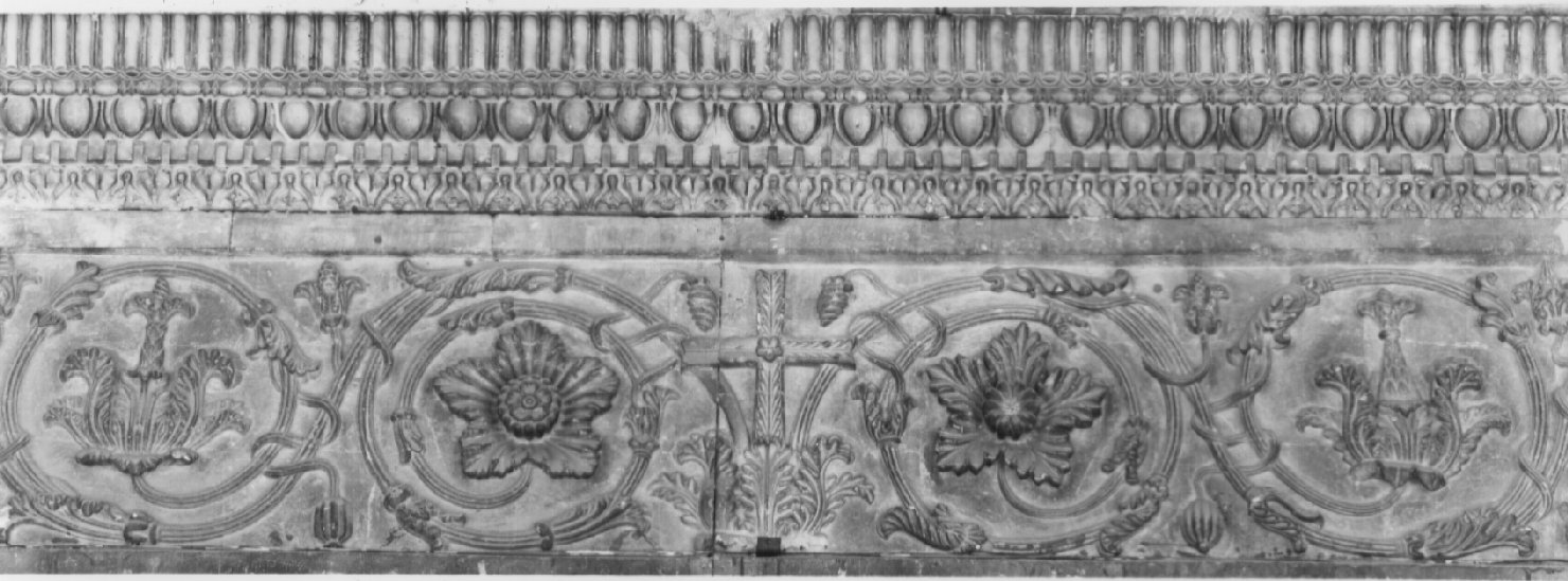 cornicione, frammento - bottega umbra (fine sec. XII)