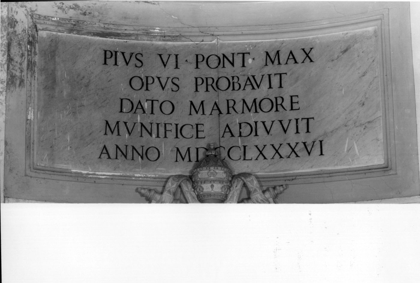 lapide, opera isolata - bottega Italia centrale (sec. XVIII)