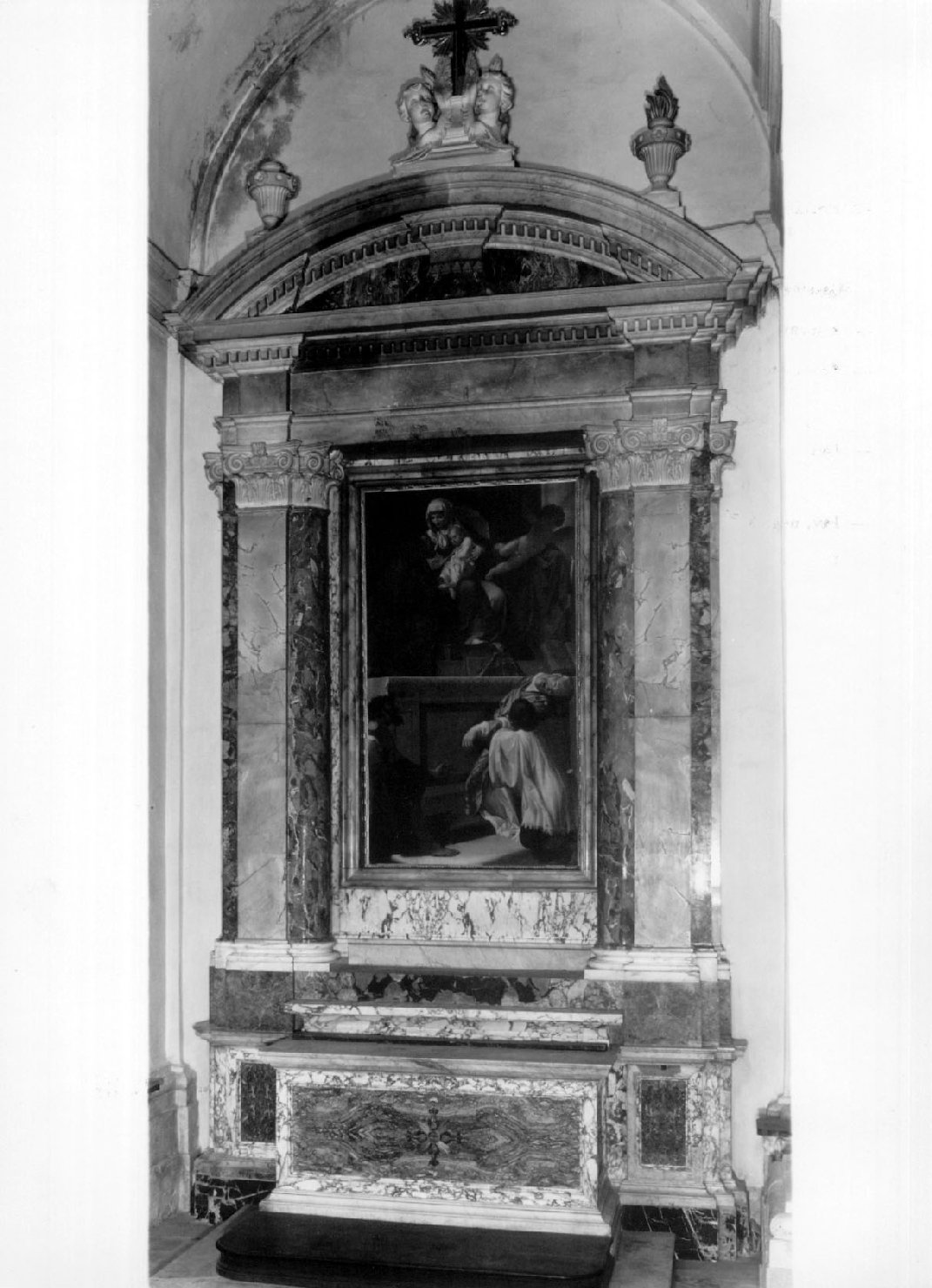 cherubini (altare - a edicola, opera isolata) di Valadier Giuseppe (attribuito) (seconda metà sec. XVIII)