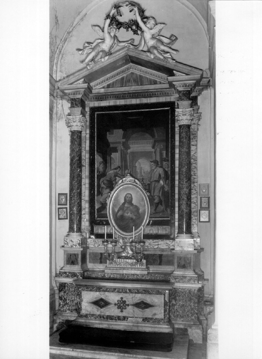 angeli (altare - a edicola, opera isolata) di Valadier Giuseppe (attribuito) (seconda metà sec. XVIII)