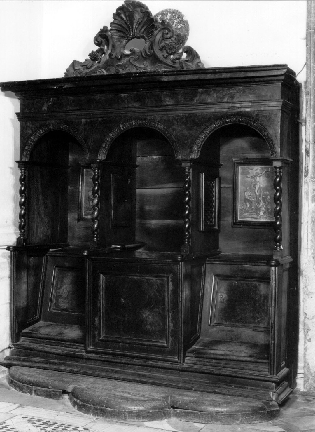 confessionale, opera isolata - bottega umbra (primo quarto sec. XVIII)