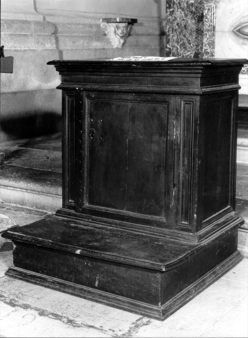 inginocchiatoio, opera isolata - bottega umbra (seconda metà sec. XIX)