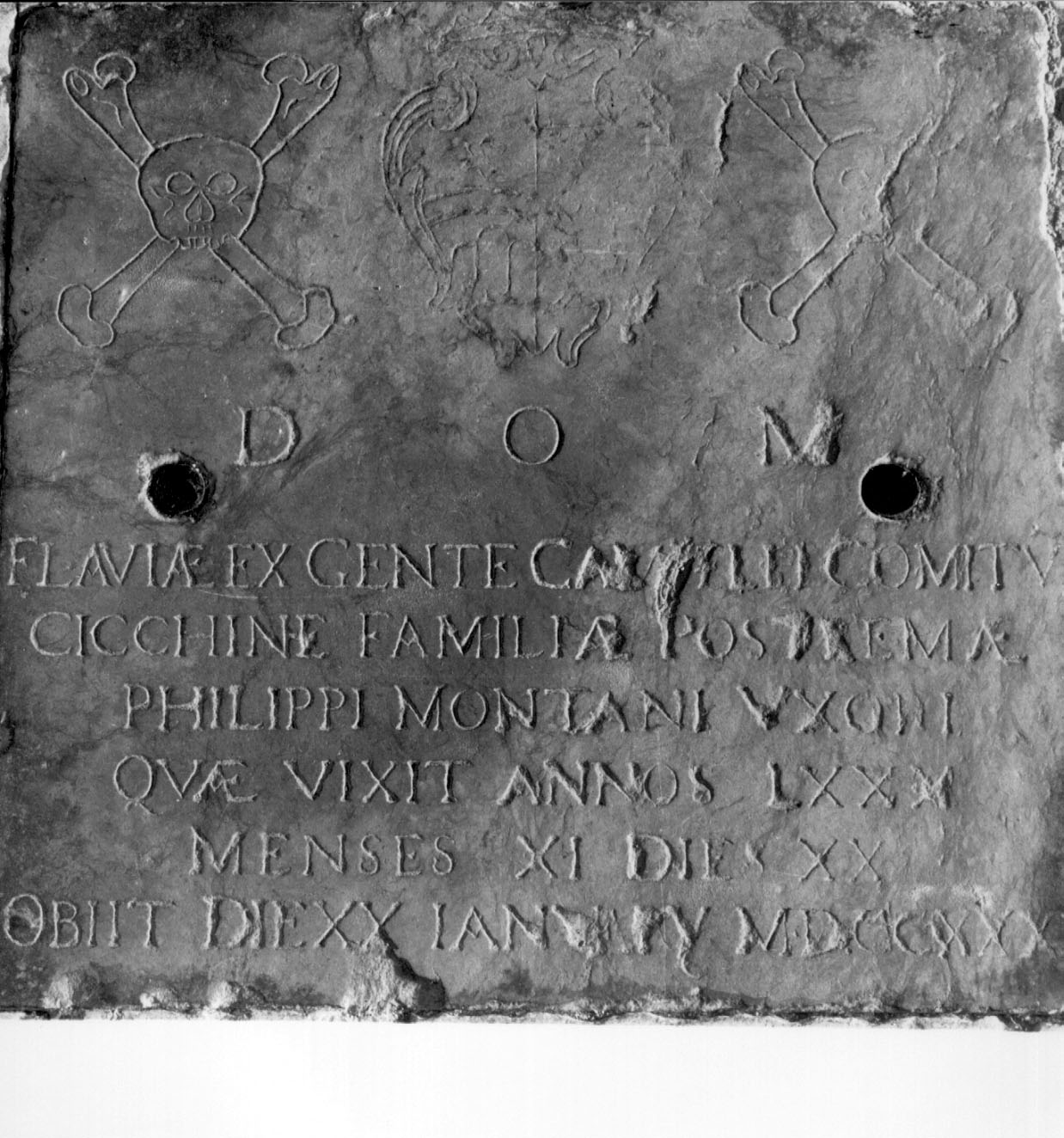 lapide commemorativa, opera isolata - bottega umbra (sec. XVIII)