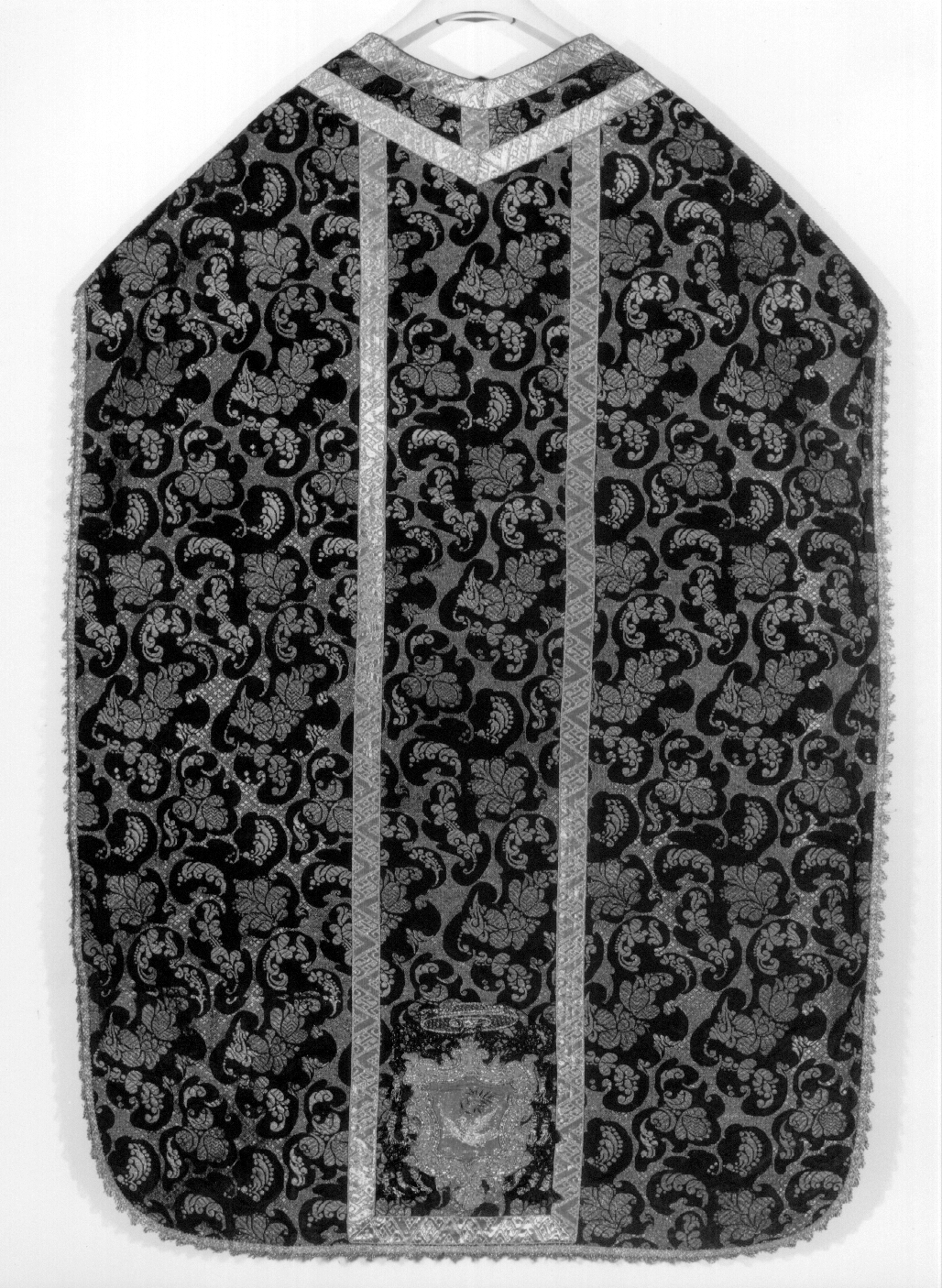 paramento liturgico, coppia - manifattura italiana (secondo quarto sec. XVIII)