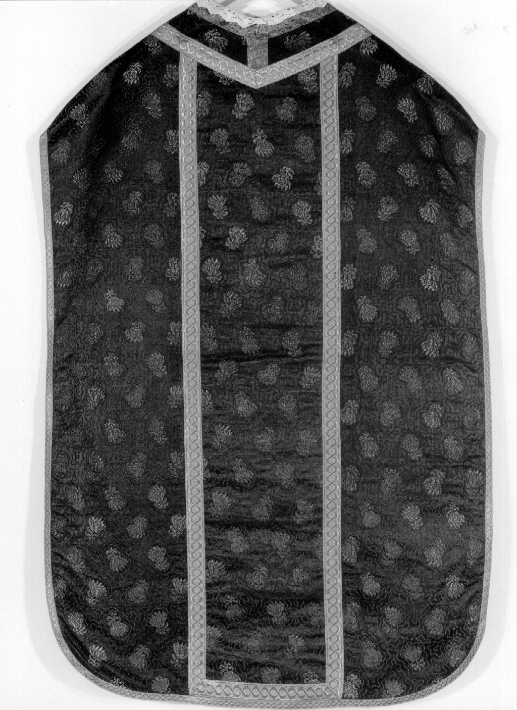 paramento liturgico, insieme - manifattura italiana (secondo quarto sec. XVII)