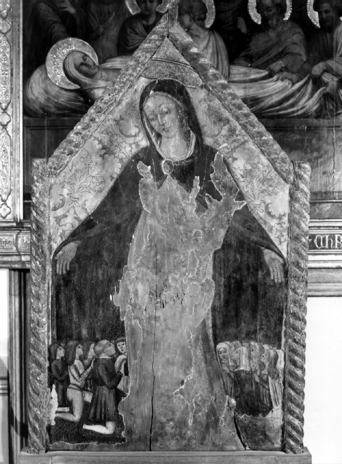 Madonna della Misericordia (stendardo processionale, elemento d'insieme) di Melanzio Francesco (maniera) (prima metà sec. XVI)